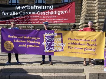 Aktion der Volksinitiative am 07. August auf dem Rathausmarkt